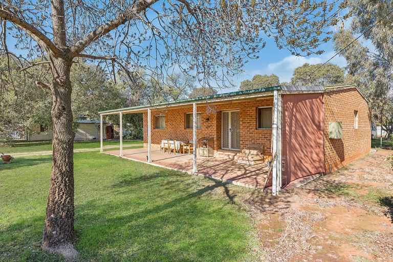 Sold - 30 Bendee Street - New Property in Barellan - Real Estate by Sophie Litchfield