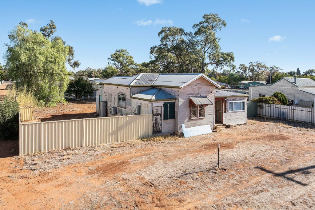 Sold - 28 Myall Street - New Property in Barellan - Real Estate by Sophie Litchfield