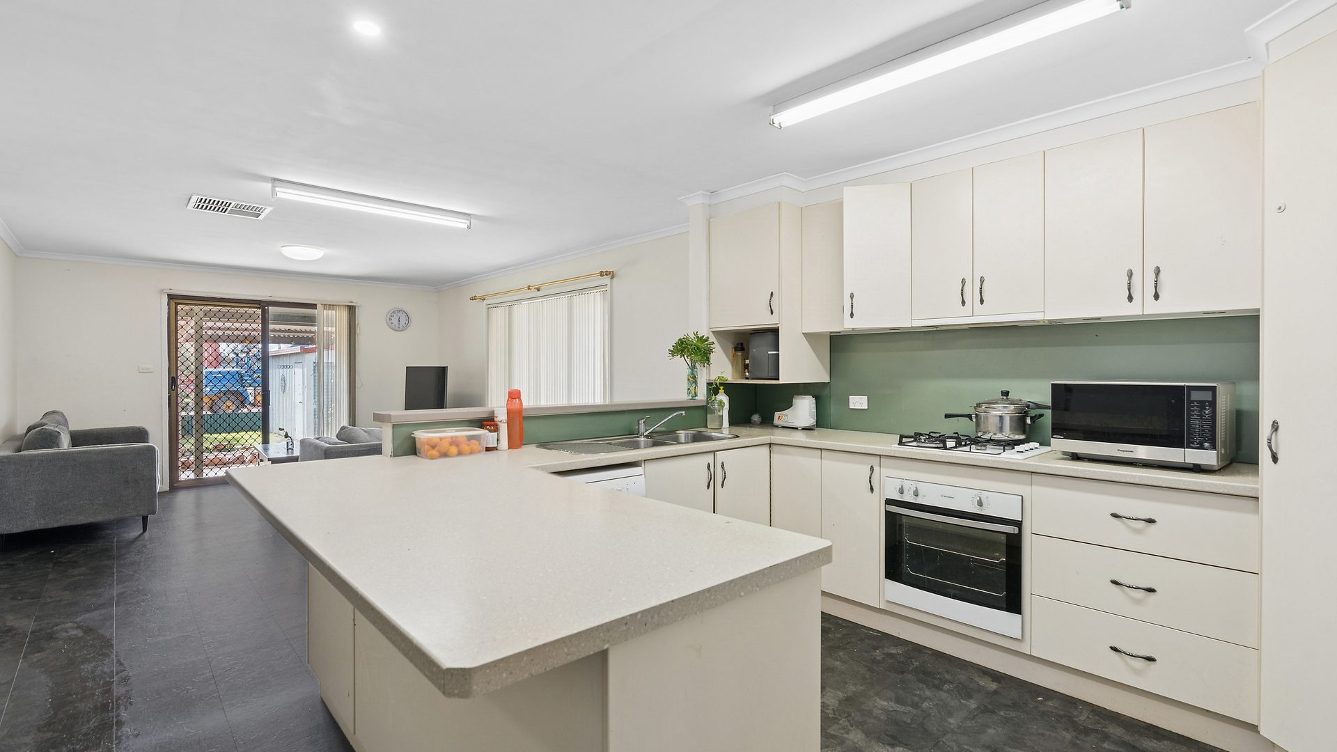 Sold - 21 Boundary Road - New Property in Narrandera - Real Estate by Leisa Williams
