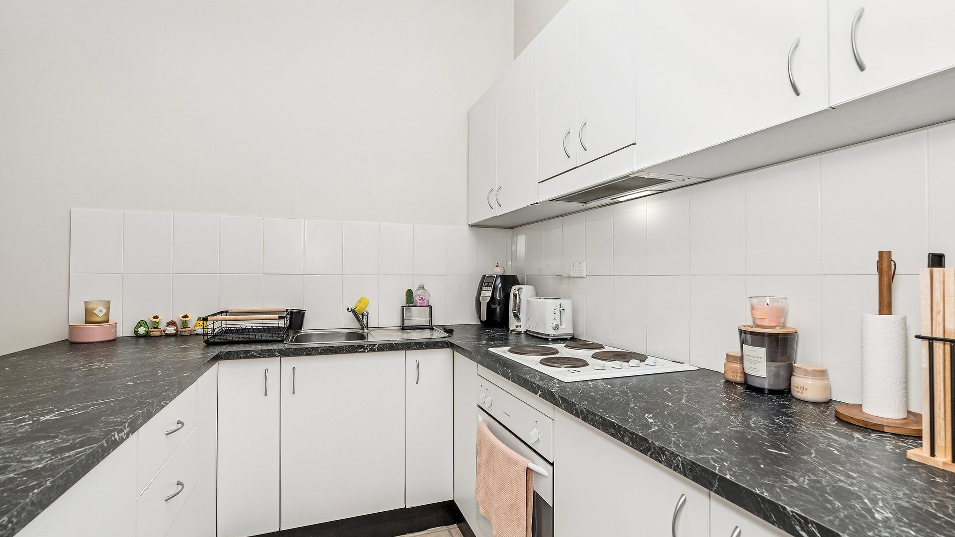 Sold - 1-3/91 Twynam Street - New Property in Narrandera - Real Estate by Leisa Williams
