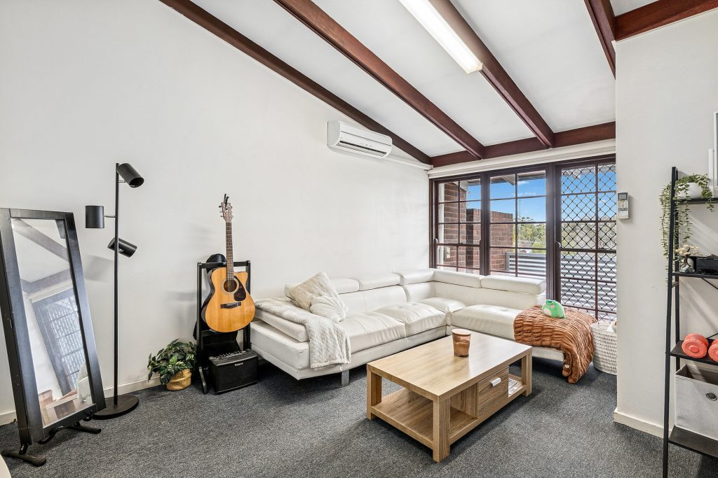Sold - 1-3/91 Twynam Street - New Property in Narrandera - Real Estate by Leisa Williams