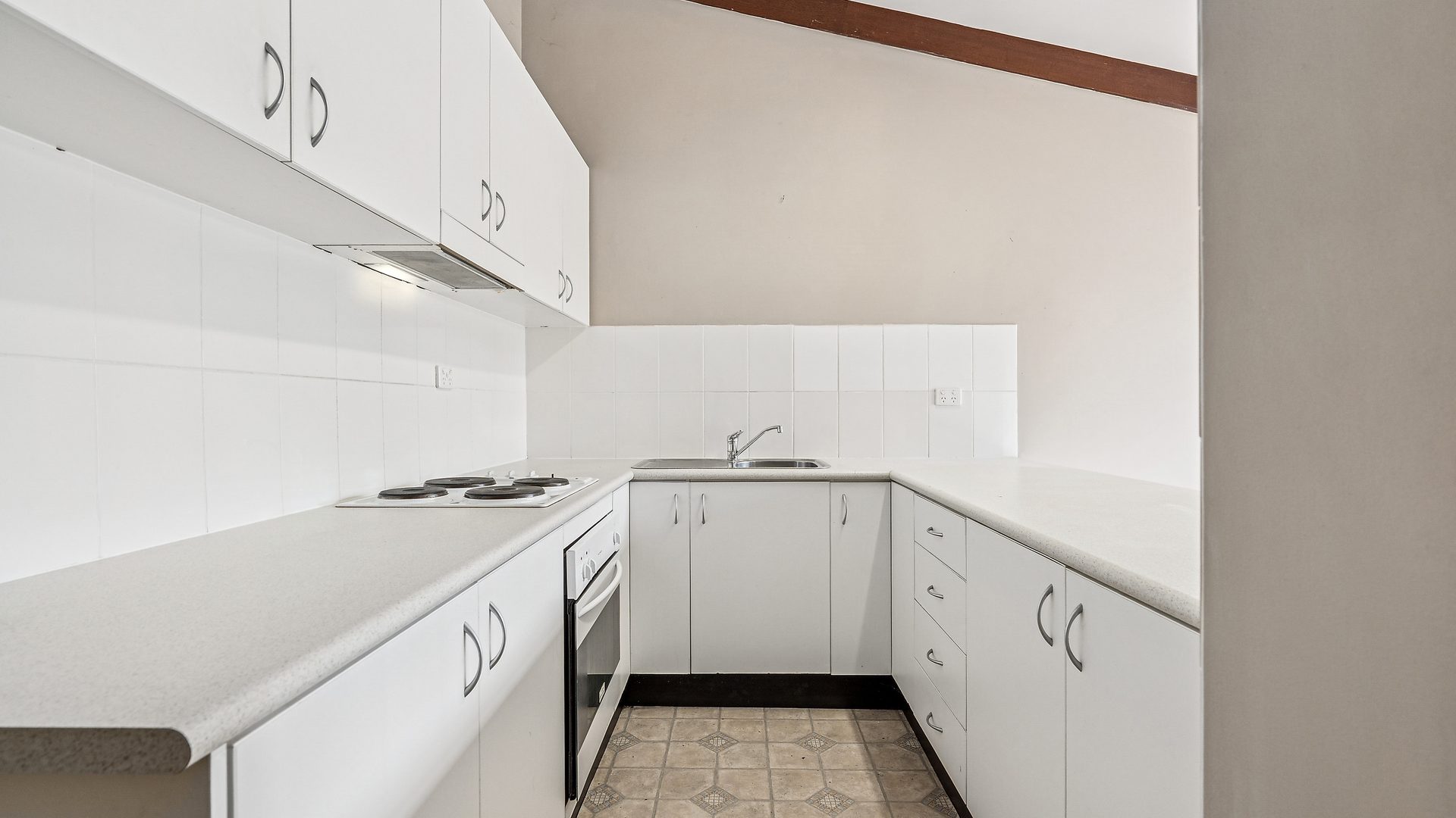 Sold - 1-3/91 Twynam Street - New Property in Narrandera - Real Estate by Leisa Williams