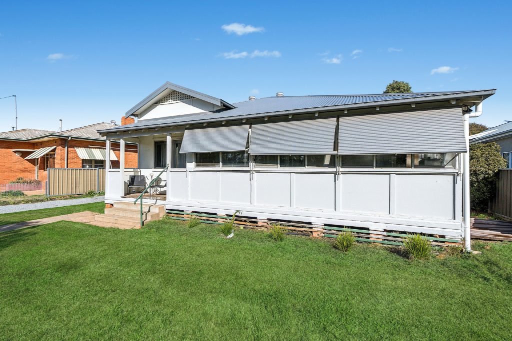 Sold - 18 Yanco Ave - New Property in Leeton - Real Estate by Julie Valenzisi