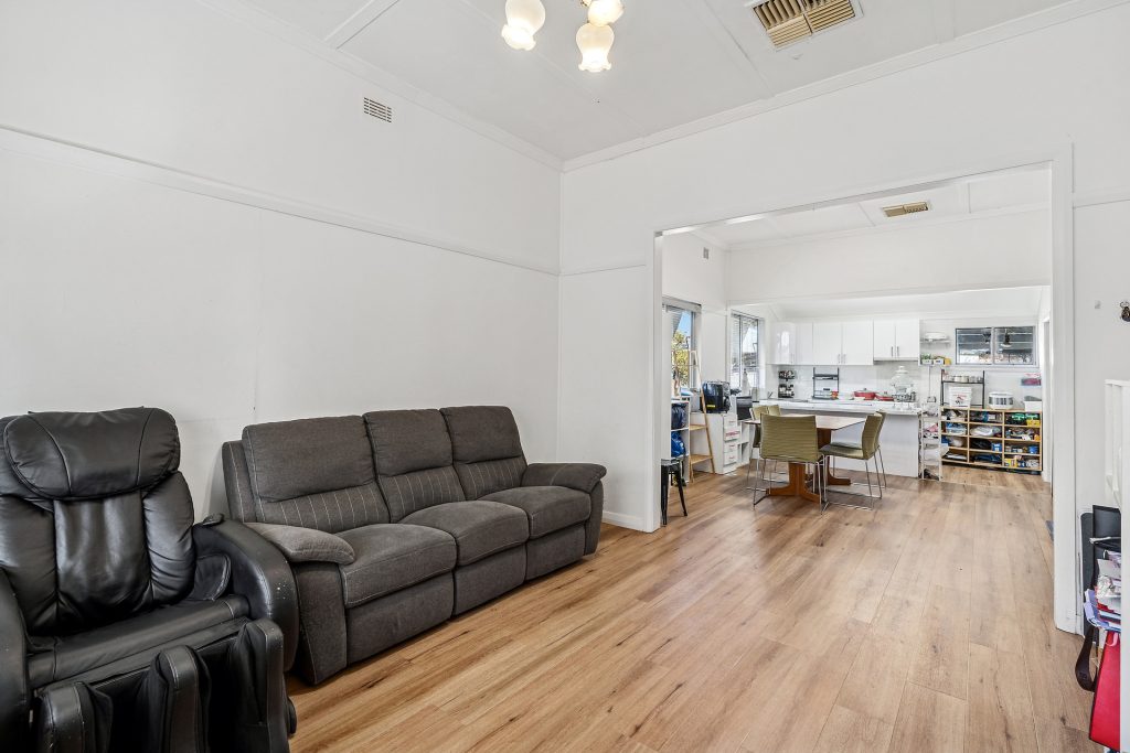 Sold - 18 Yanco Ave - New Property in Leeton - Real Estate by Julie Valenzisi