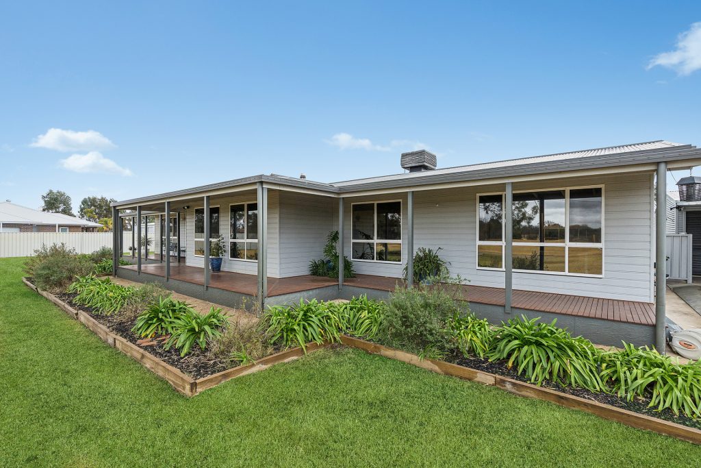 Sold - 93 Almond Road - New Property in Leeton - Real Estate by Julie Valenzisi