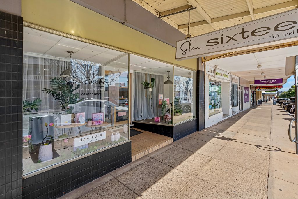Buy - 54 Pine Ave - New Property in Leeton - Real Estate by Julie Valenzisi