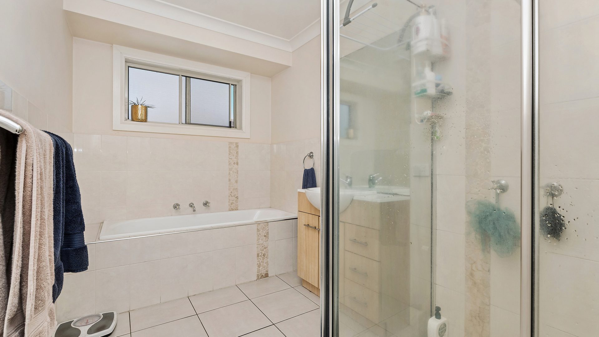 Sold - 1 Barrima Drive - New Property in Glenfield Park - Real Estate by Andrew Pellow