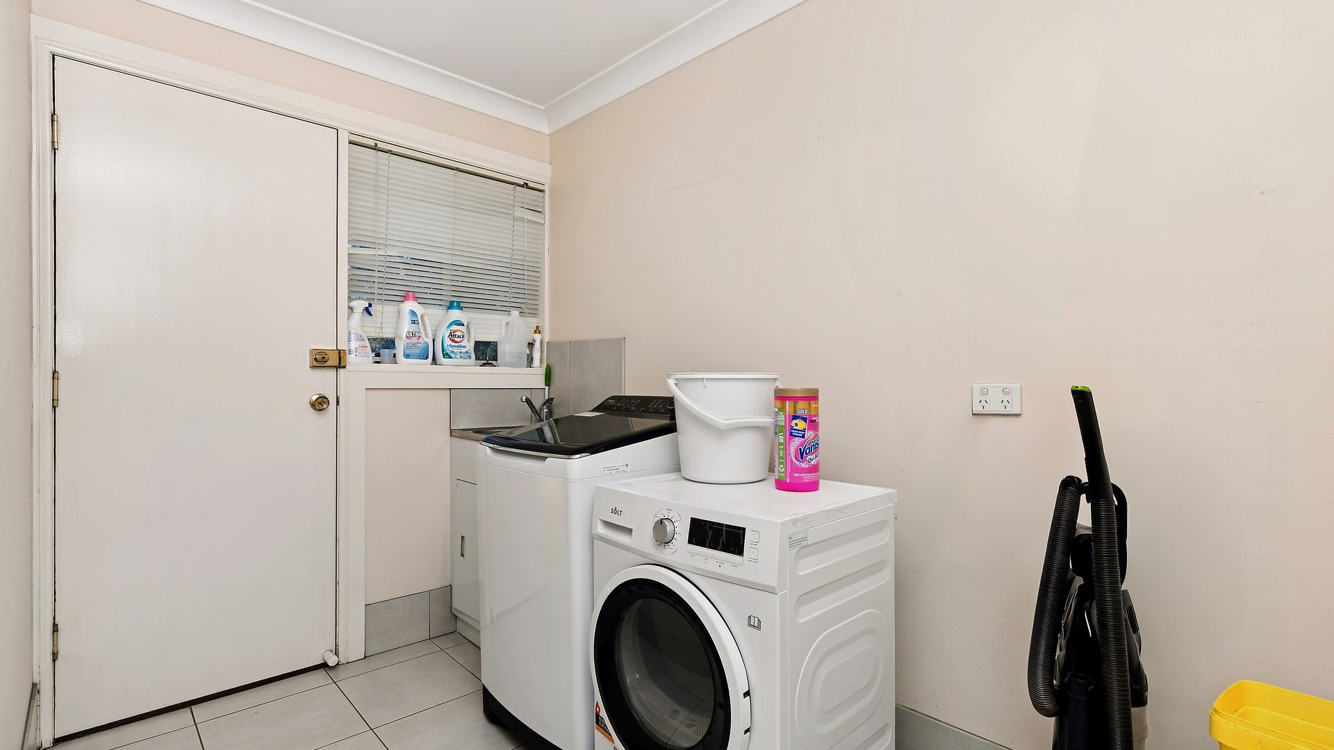Sold - 1 Barrima Drive - New Property in Glenfield Park - Real Estate by Andrew Pellow