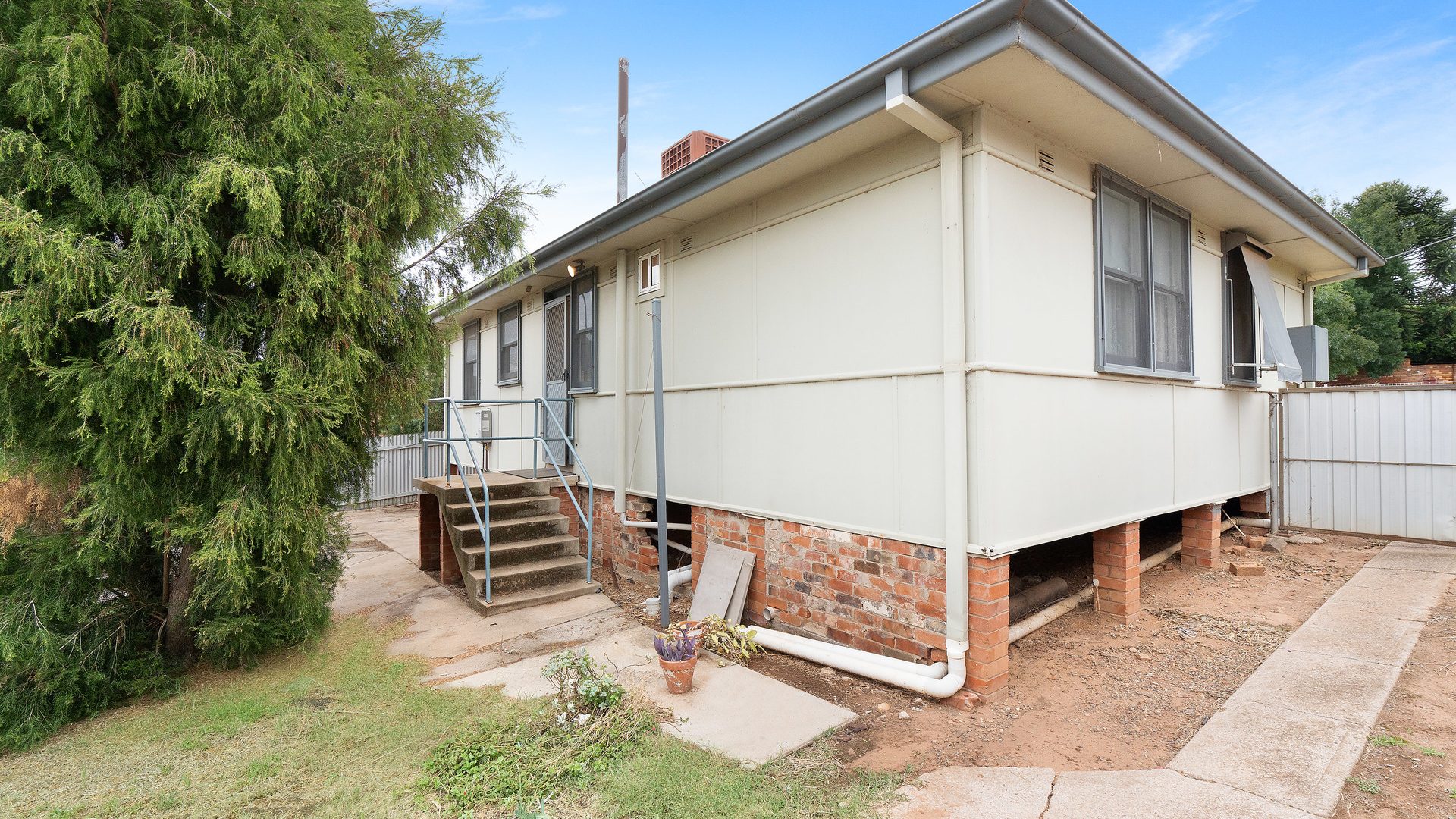 Sold - 20 Watermain Street - New Property in Narrandera - Real Estate by Leisa Williams