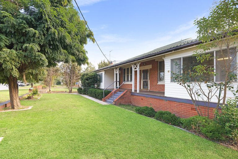 Sold - 37 King Street - New Property in Narrandera - Real Estate by Sophie Litchfield