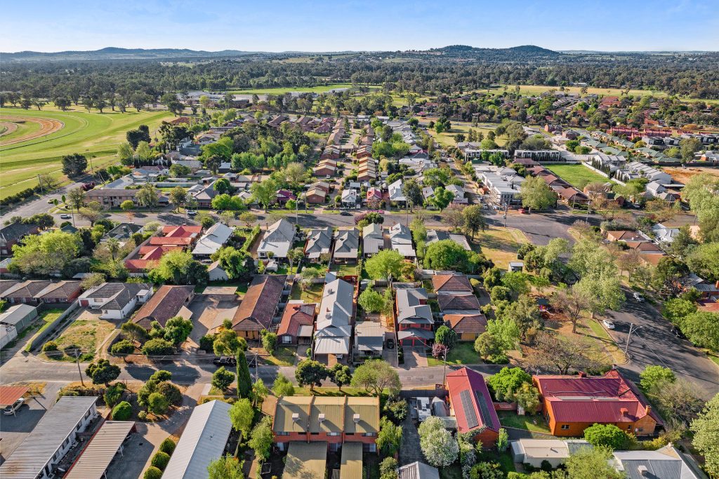 Sold - 25 Lampe Avenue - New Property in Wagga Wagga - Real Estate by Andrew Pellow