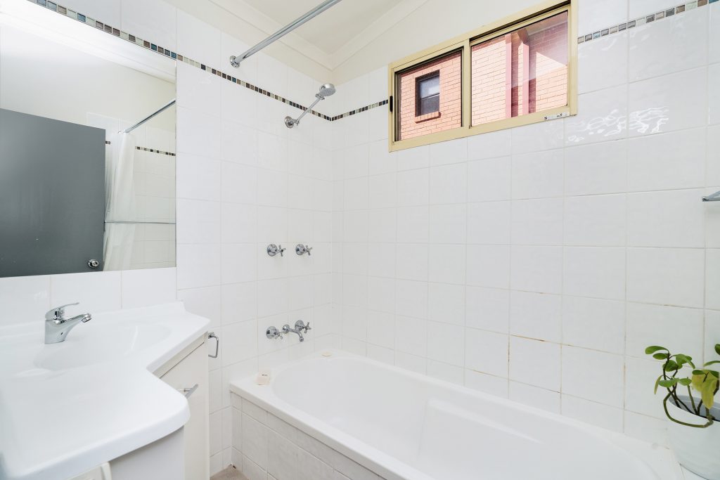 Sold - 25 Lampe Avenue - New Property in Wagga Wagga - Real Estate by Andrew Pellow