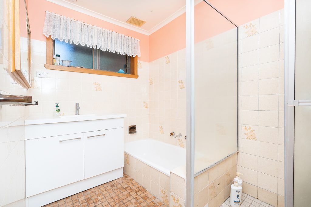 Sold - 72 Mckell Avenue - New Property in Mount Austin - Real Estate by Andrew Pellow