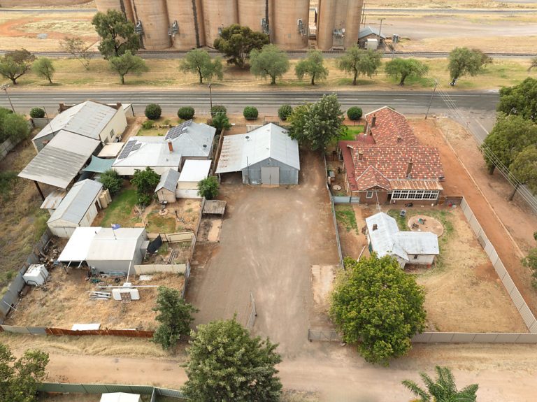Sold - 112 Yapunyah Street - New Property in Barellan - Real Estate by Sophie Litchfield