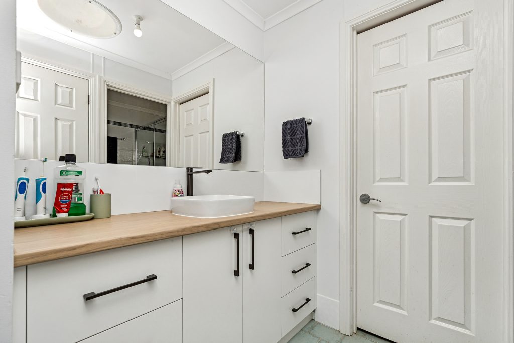 Sold - 56 Iverach Street - New Property in Coolamon - Real Estate by Andrew Pellow