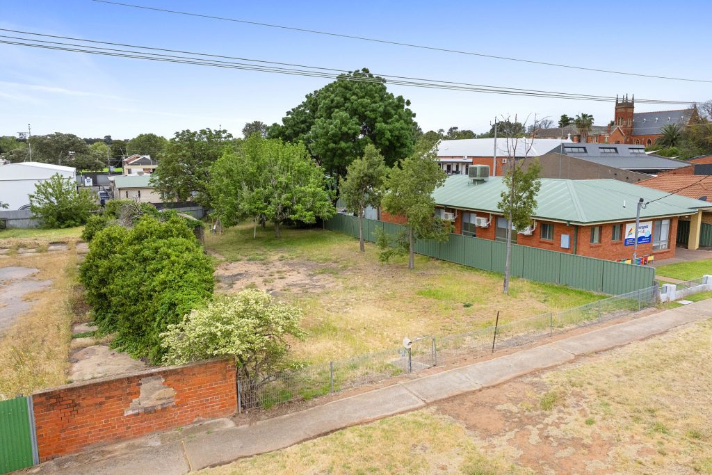 For Sale - 93 Larmer Street - New Property in Narrandera - Real Estate by Leisa Williams