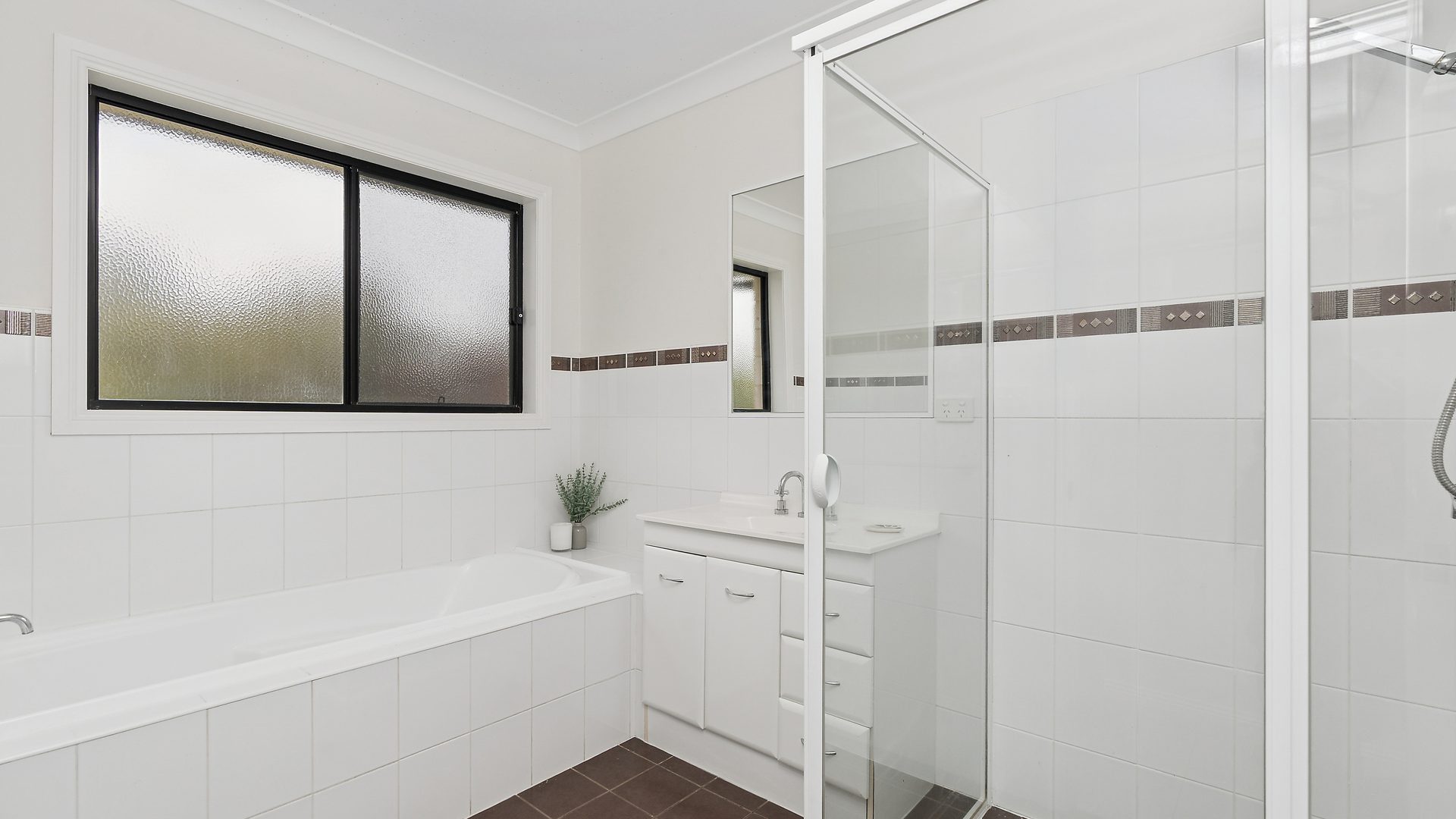 Sold - 16 Karawatha Drive - New Property in Narrandera - Real Estate by Leisa Williams