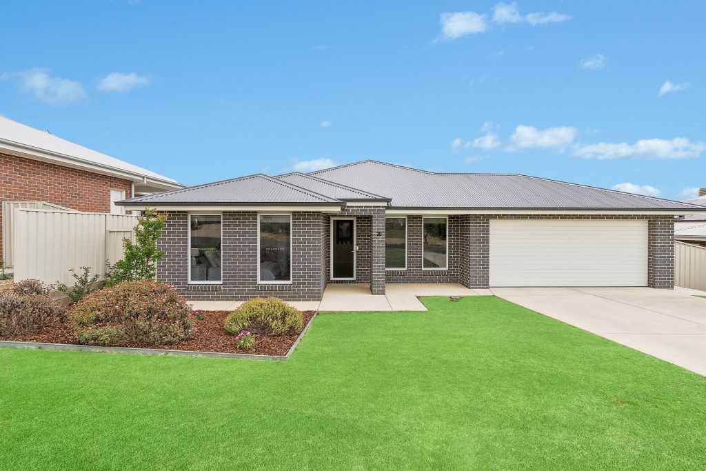 Sold - 30 Alma Crescent - New Property in Estella - Real Estate by Andrew Pellow
