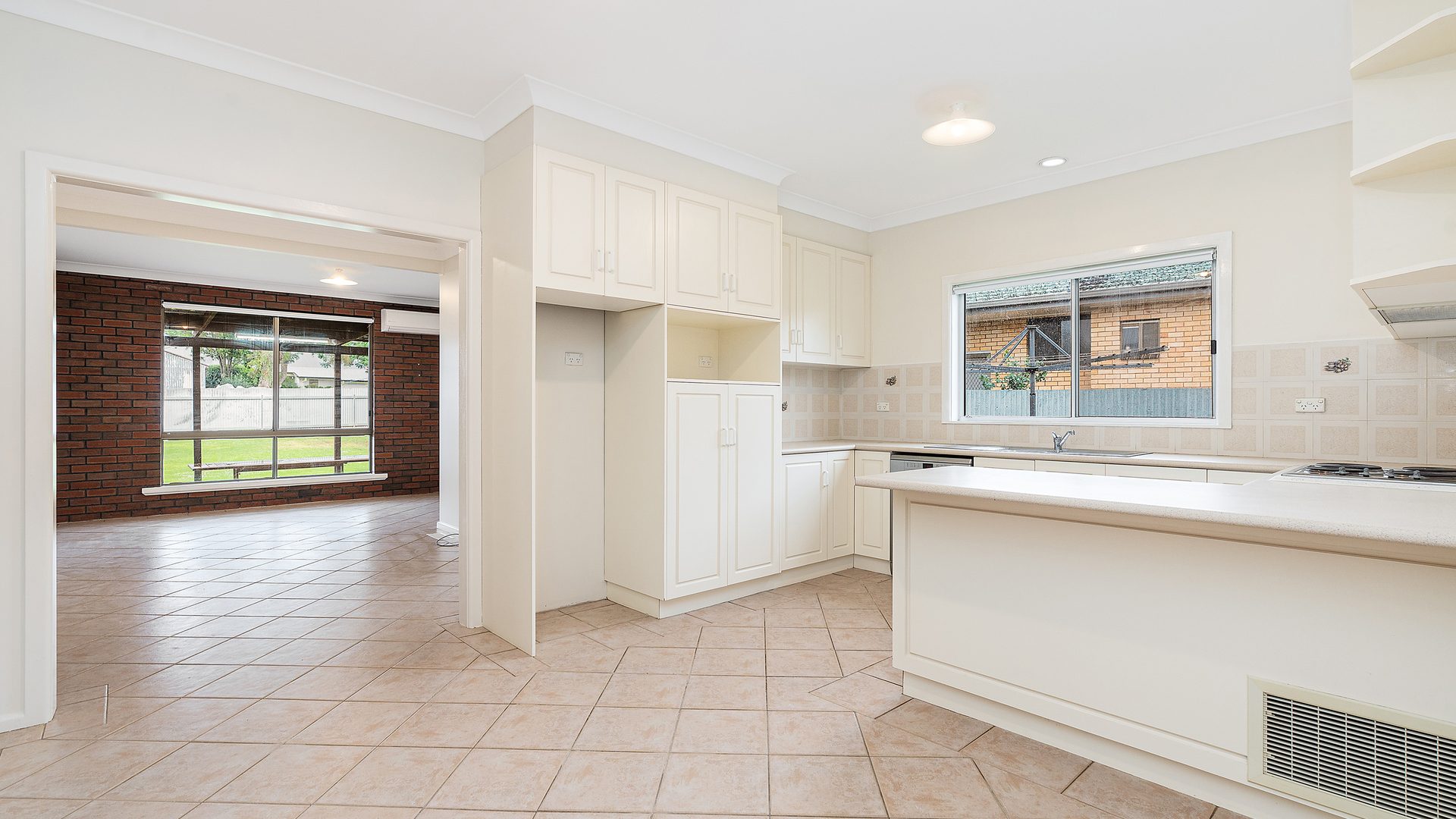 Sold - 36 Railway Avenue - New Property in Leeton - Real Estate by Sophie Litchfield