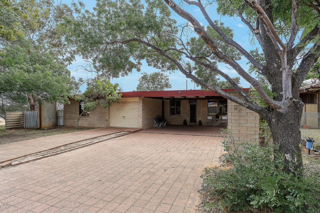Sold - 11 Helenor Crescent - New Property in Narrandera - Real Estate by Leisa Williams