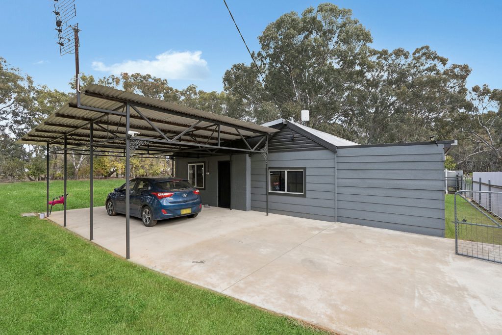 For Sale - 88-90 Lizard Drive - New Property in Narrandera - Real Estate by Leisa Williams