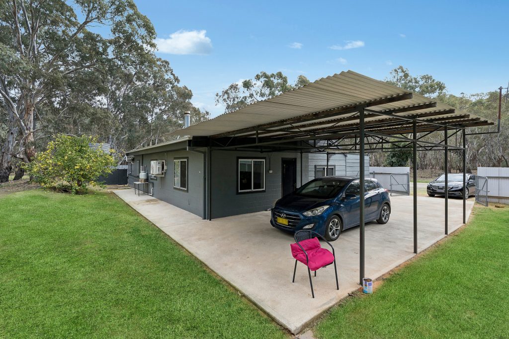 For Sale - 88-90 Lizard Drive - New Property in Narrandera - Real Estate by Leisa Williams