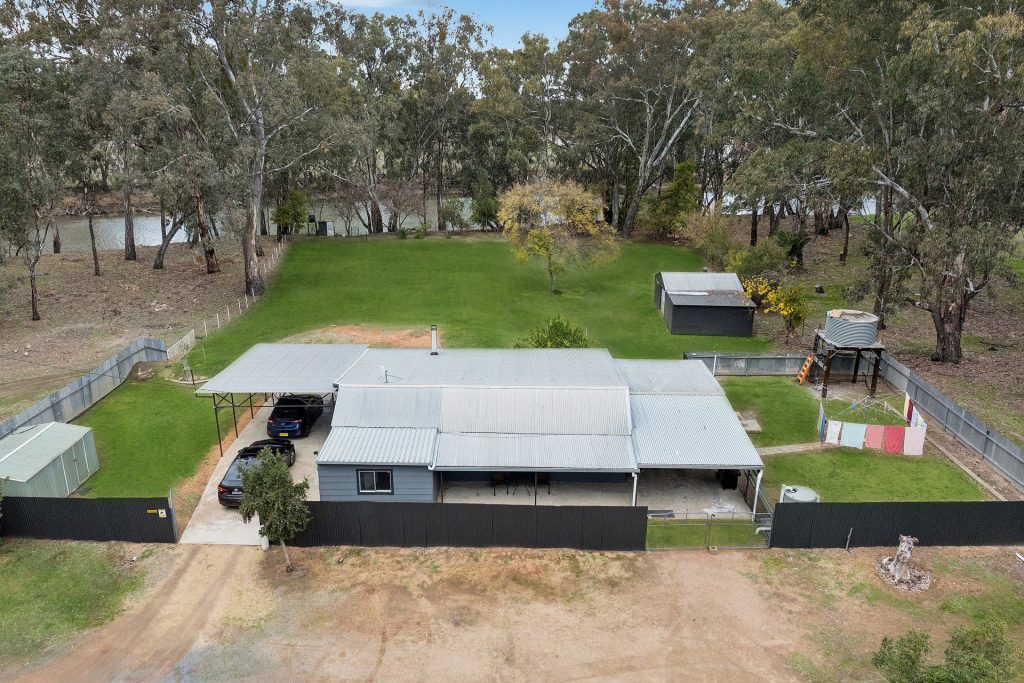 For Sale - 88-90 Lizard Drive - New Property in Narrandera - Real Estate by Leisa Williams