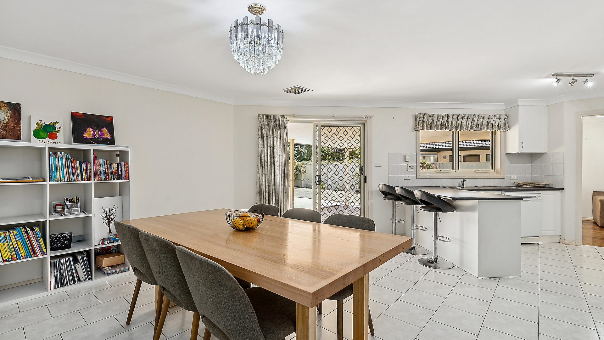 Sold - 16 Bella Vista Drive - New Property in Leeton - Real Estate by Julie Valenzisi