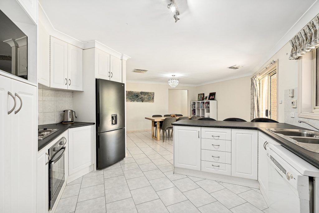 Sold - 16 Bella Vista Drive - New Property in Leeton - Real Estate by Julie Valenzisi