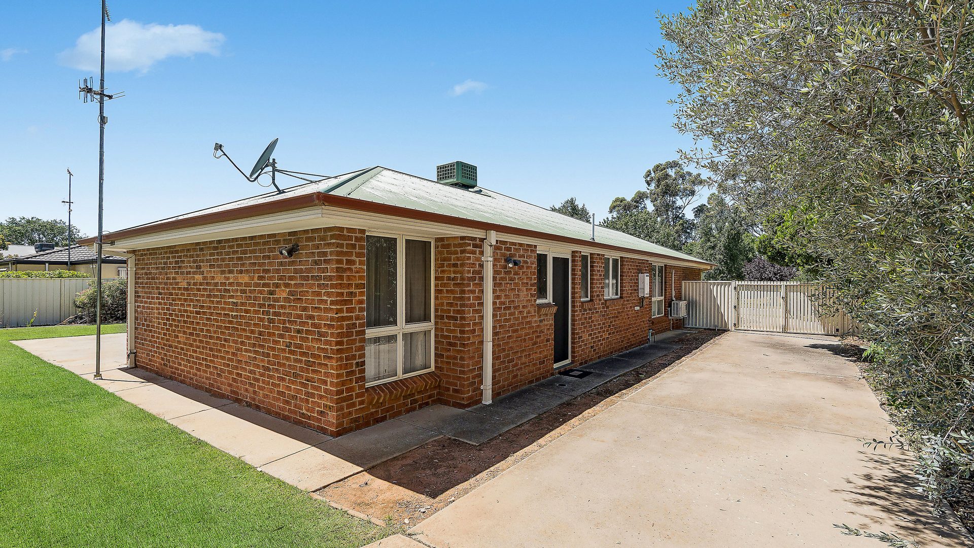 Sold - 16 Bella Vista Drive - New Property in Leeton - Real Estate by Julie Valenzisi