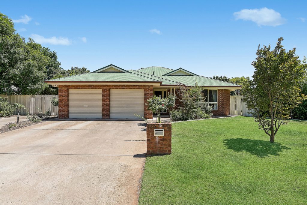 Sold - 16 Bella Vista Drive - New Property in Leeton - Real Estate by Julie Valenzisi