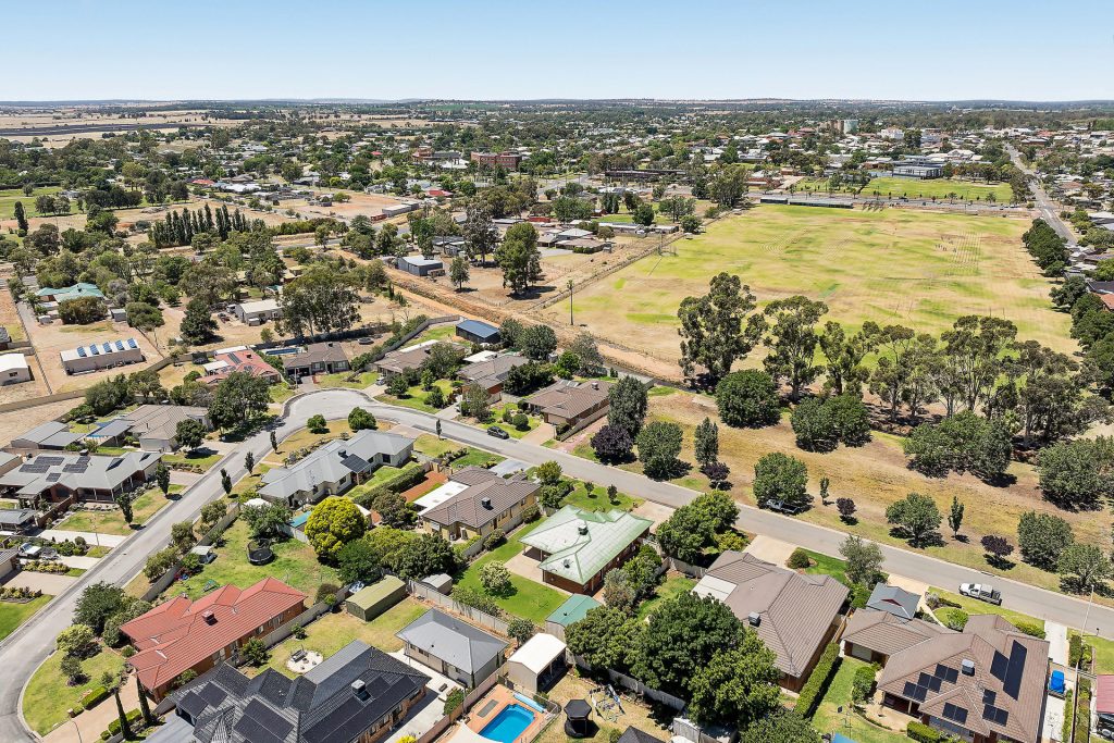 Sold - 16 Bella Vista Drive - New Property in Leeton - Real Estate by Julie Valenzisi
