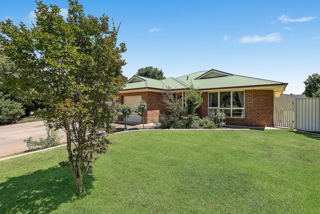 Sold - 16 Bella Vista Drive - New Property in Leeton - Real Estate by Julie Valenzisi