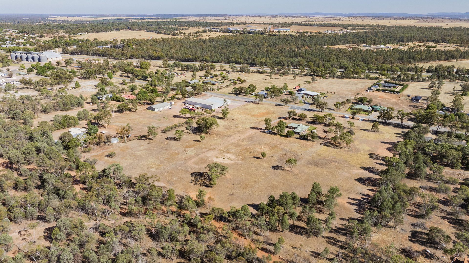 For Sale -  Pine Hill Road - New Property in Narrandera - Real Estate by Leisa Williams