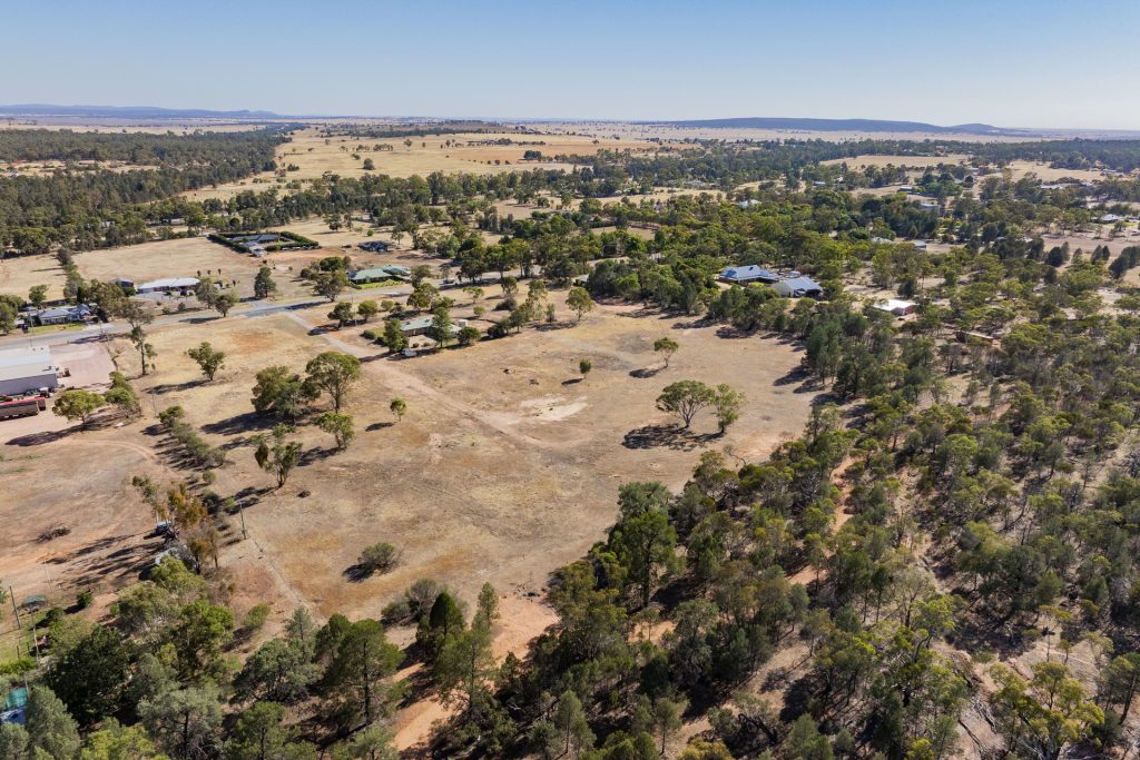 For Sale -  Pine Hill Road - New Property in Narrandera - Real Estate by Leisa Williams