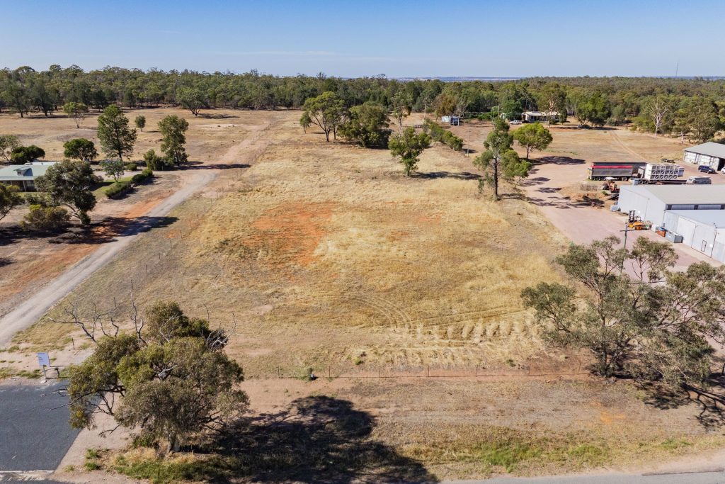 For Sale -  Pine Hill Road - New Property in Narrandera - Real Estate by Leisa Williams
