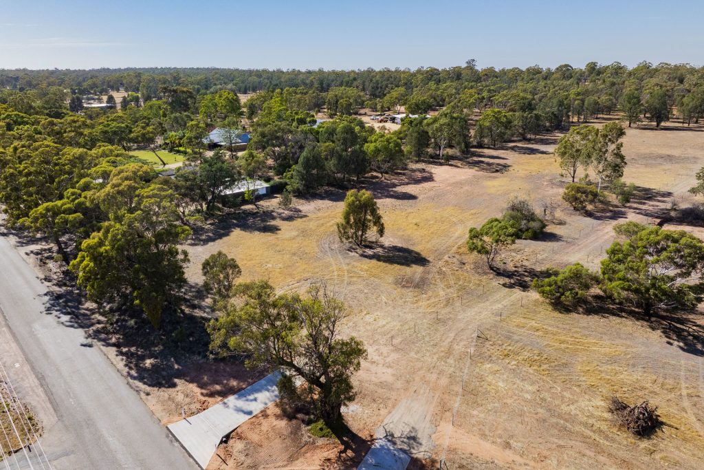 For Sale -  Pine Hill Road - New Property in Narrandera - Real Estate by Leisa Williams