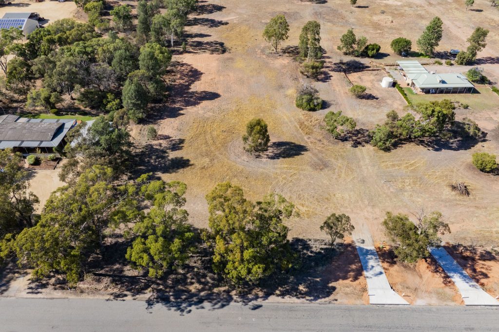 For Sale -  Pine Hill Road - New Property in Narrandera - Real Estate by Leisa Williams