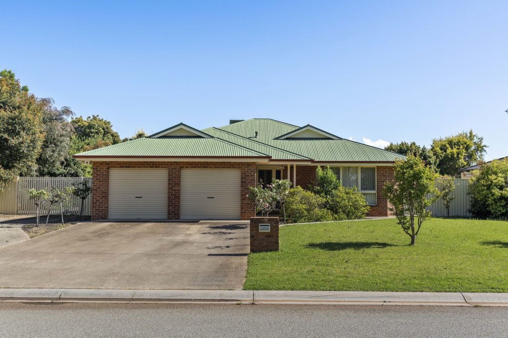 Sold - 16 Bella Vista Drive - New Property in Leeton - Real Estate by Craig Tyrrell