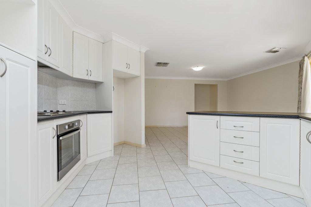 Sold - 16 Bella Vista Drive - New Property in Leeton - Real Estate by Craig Tyrrell