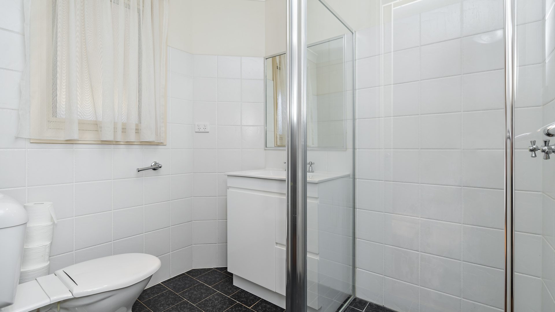 Sold - 16 Bella Vista Drive - New Property in Leeton - Real Estate by Craig Tyrrell