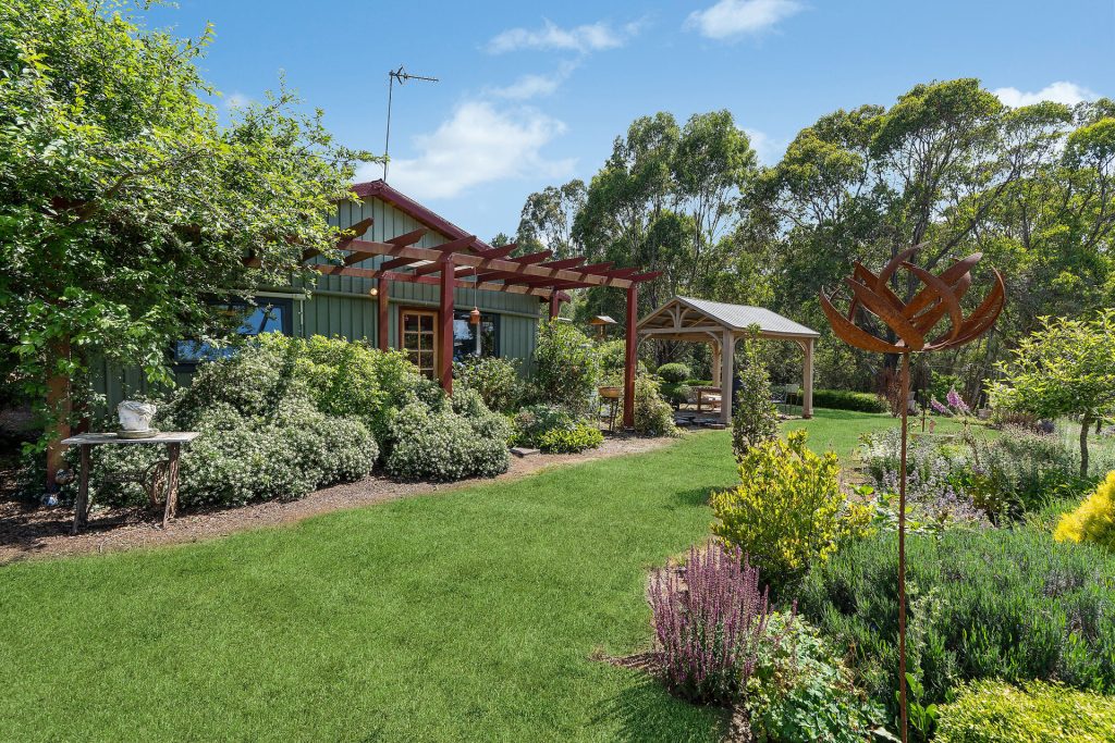 For Sale - 107 Mill Road - New Property in Batlow - Real Estate by Andrew Pellow