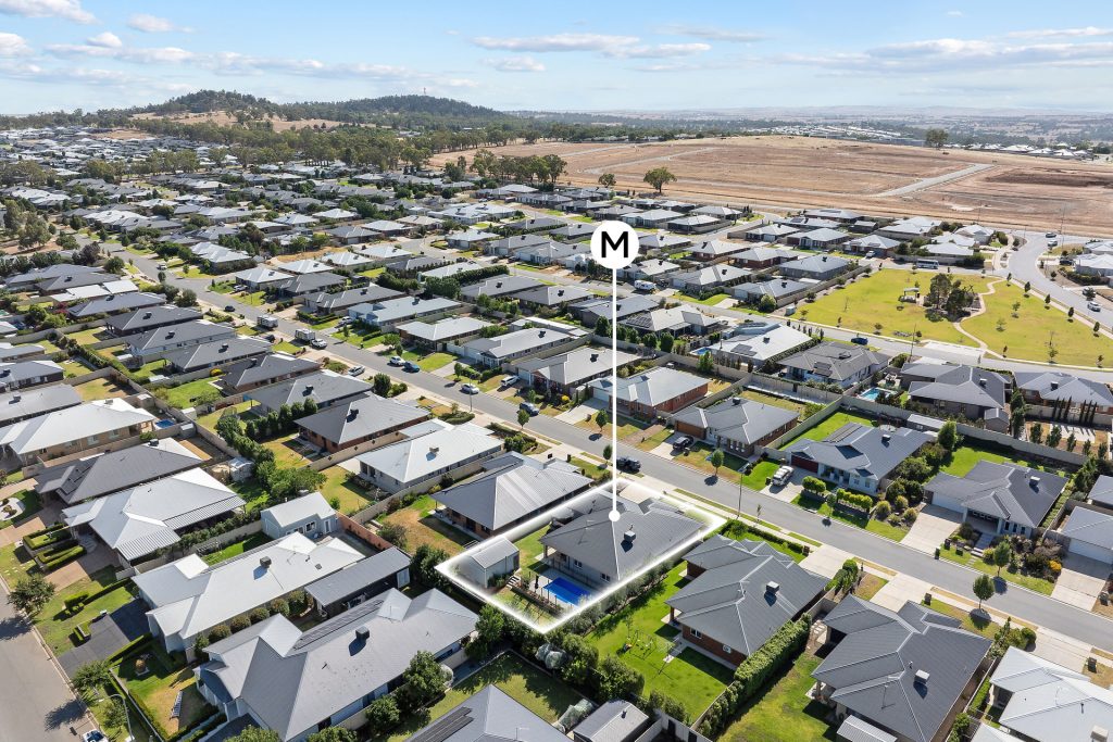 Sold - 50 Paradise Drive - New Property in Gobbagombalin - Real Estate by Mohammad Rahimi