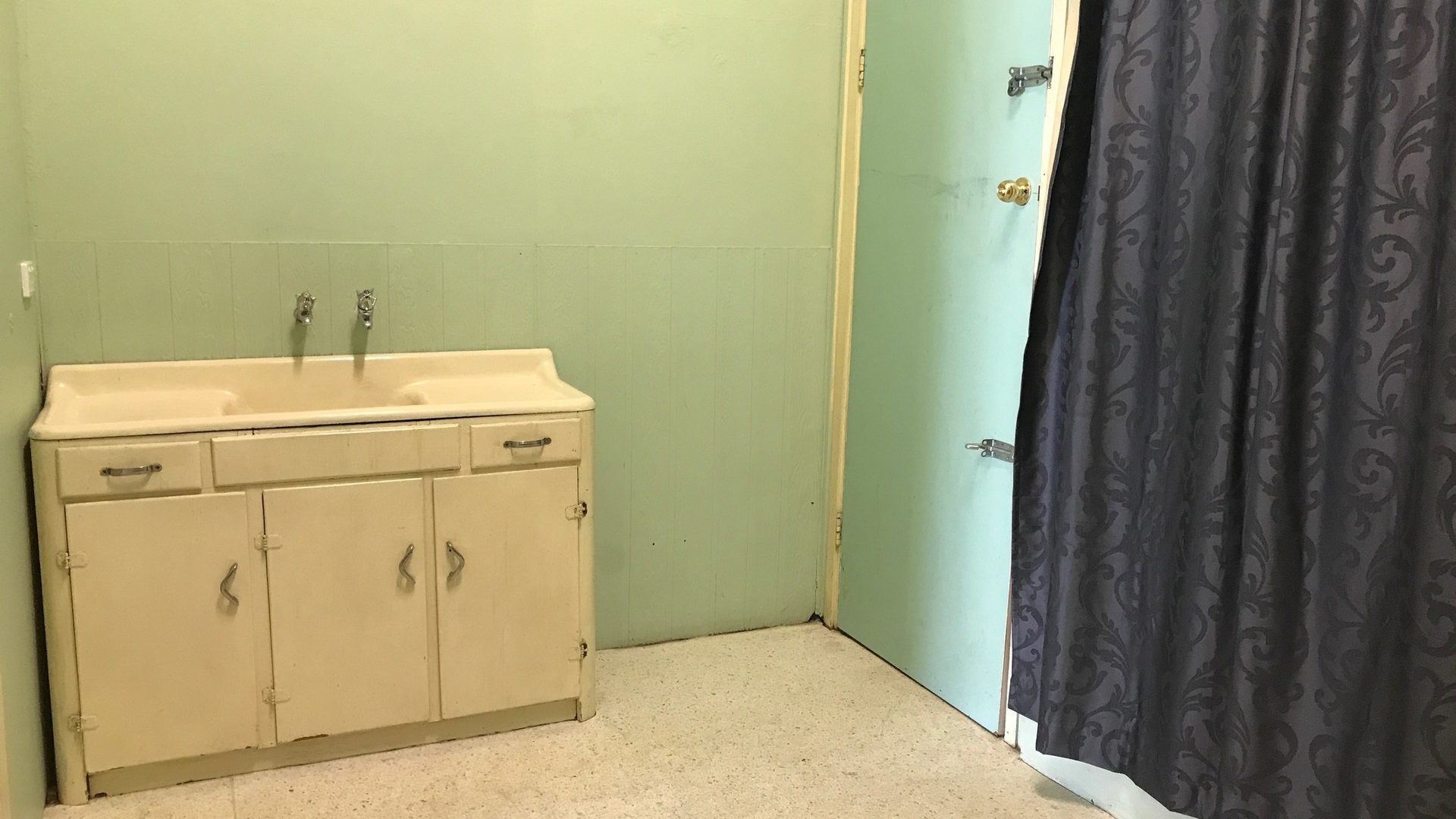 Lease - 256 Hoskins Street - New Property in Temora - Real Estate by Nikki Gersbach