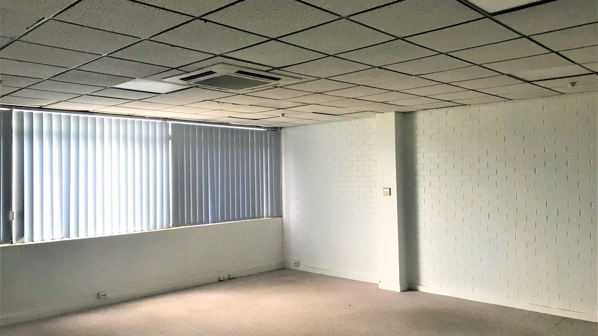 Lease - 13-15 Kurrajong Avenue - New Property in Leeton - Real Estate by Chris Thompson