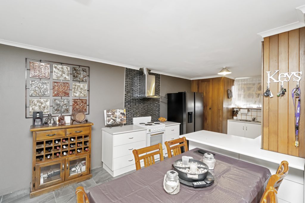 Sold - 120 Toorak Road - New Property in Leeton - Real Estate by Craig Tyrrell