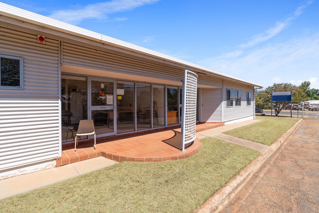 Lease - 13-15 Acacia Avenue - New Property in Leeton - Real Estate by Sandra Mathieson