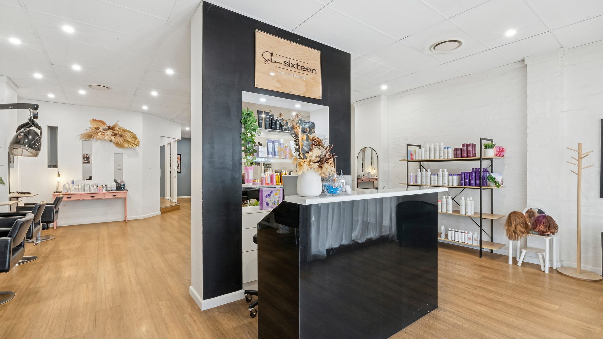 For Sale - 54 Pine Avenue - New Property in Leeton - Real Estate by Julie Valenzisi