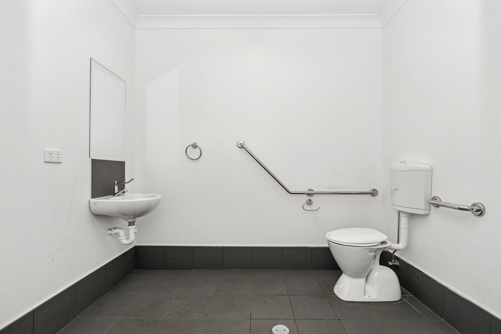 Buy - 80 Pine Avenue - New Property in Leeton - Real Estate by Julie Valenzisi