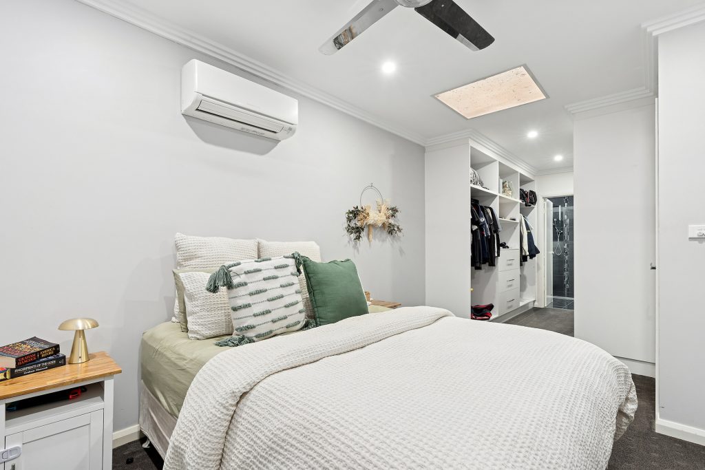 For Sale - 80 Pine Avenue - New Property in Leeton - Real Estate by Julie Valenzisi